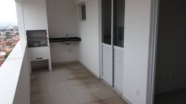 Apartamento à venda com 2 quartos, 70m² - Foto 4