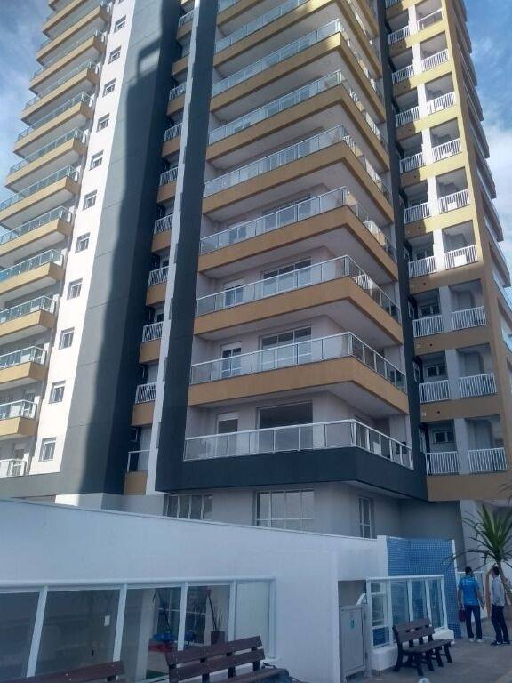 Apartamento à venda com 3 quartos, 148m² - Foto 1