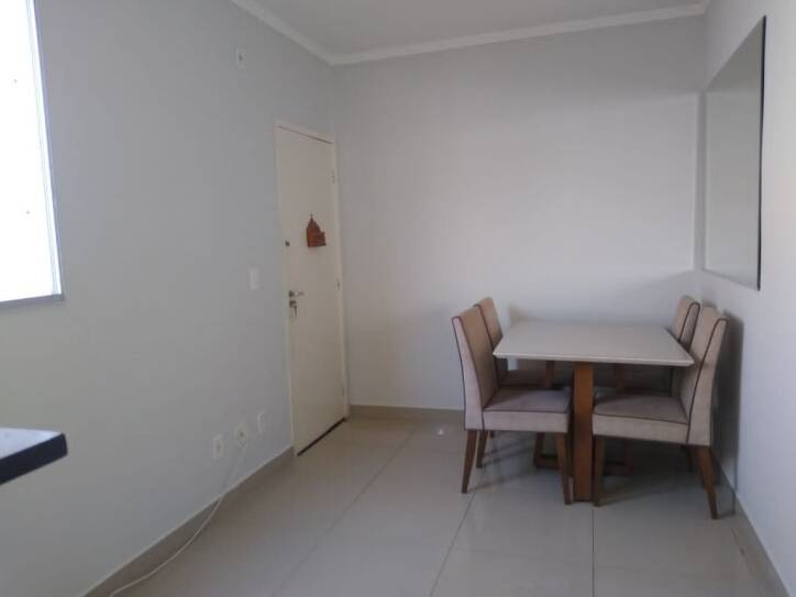 Apartamento à venda com 2 quartos, 47m² - Foto 2