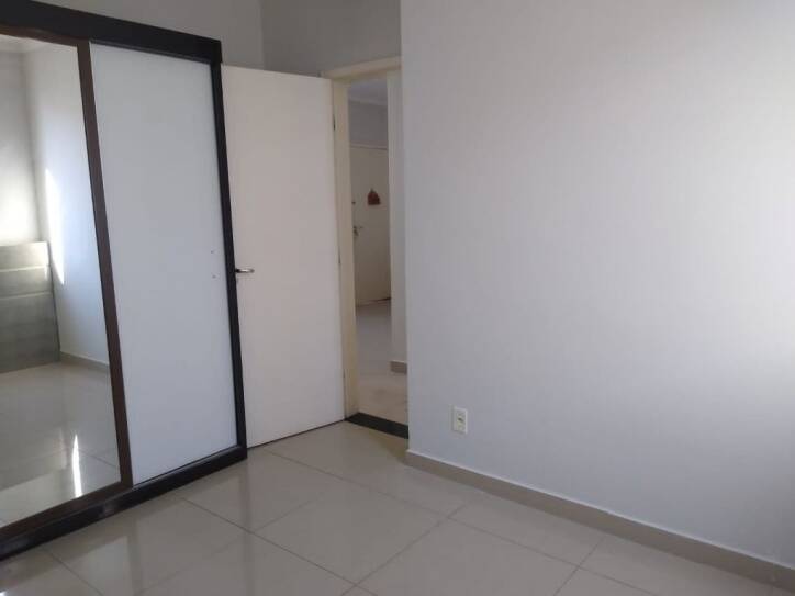 Apartamento à venda com 2 quartos, 47m² - Foto 11