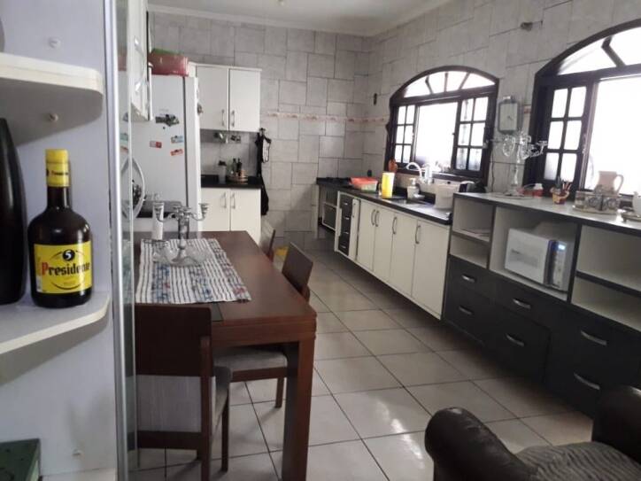 Sobrado à venda com 3 quartos, 80m² - Foto 3