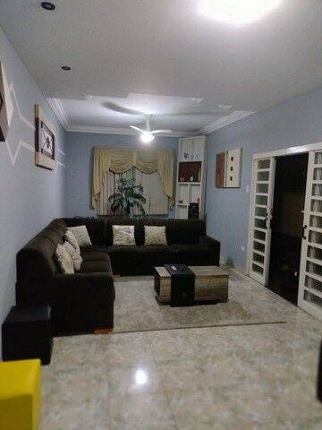 Sobrado à venda com 3 quartos, 220m² - Foto 2