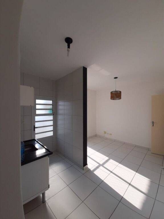 Apartamento à venda com 2 quartos, 48m² - Foto 1