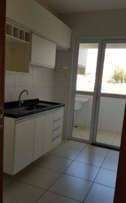 Apartamento à venda com 2 quartos, 58m² - Foto 4