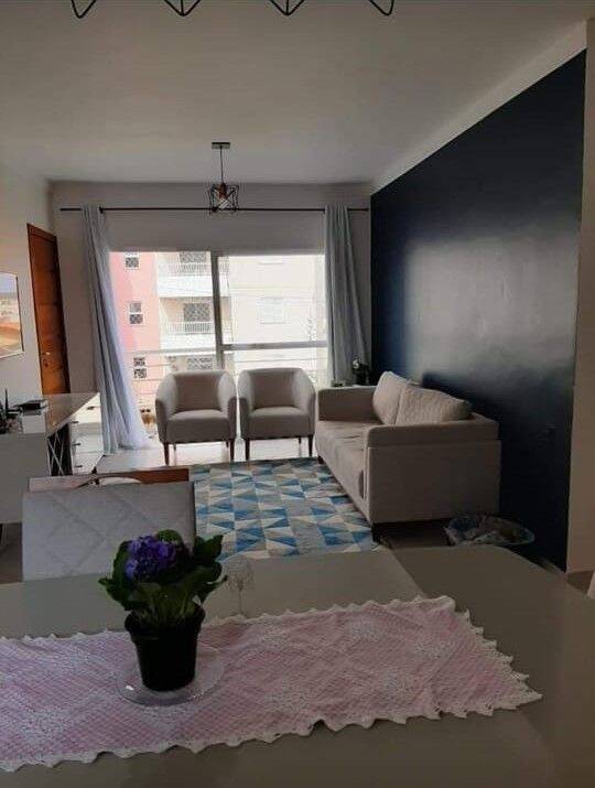 Apartamento à venda com 2 quartos, 75m² - Foto 2