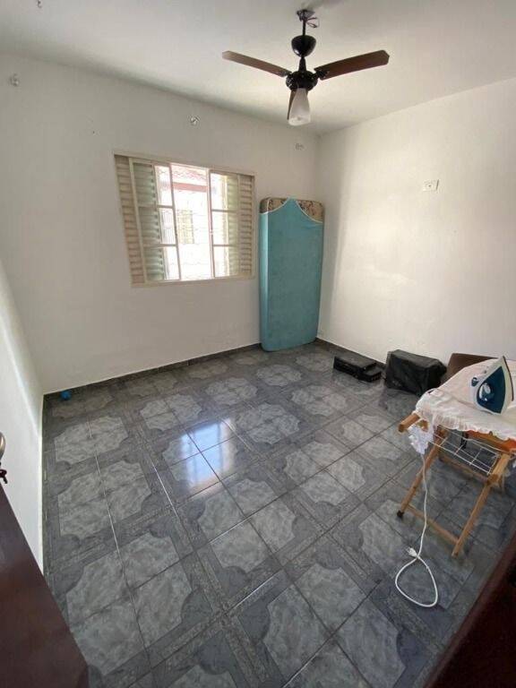 Casa à venda com 3 quartos, 160m² - Foto 11