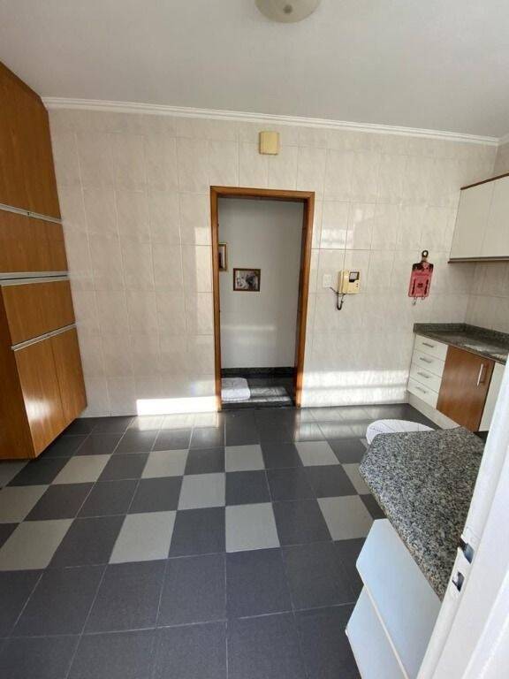 Casa à venda com 3 quartos, 160m² - Foto 14