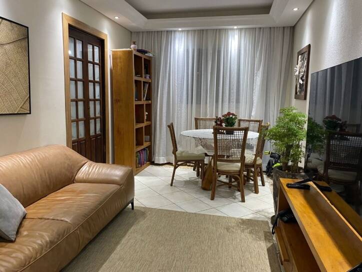 Apartamento à venda com 2 quartos, 60m² - Foto 3