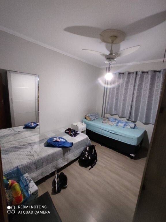 Casa à venda com 3 quartos, 220m² - Foto 8