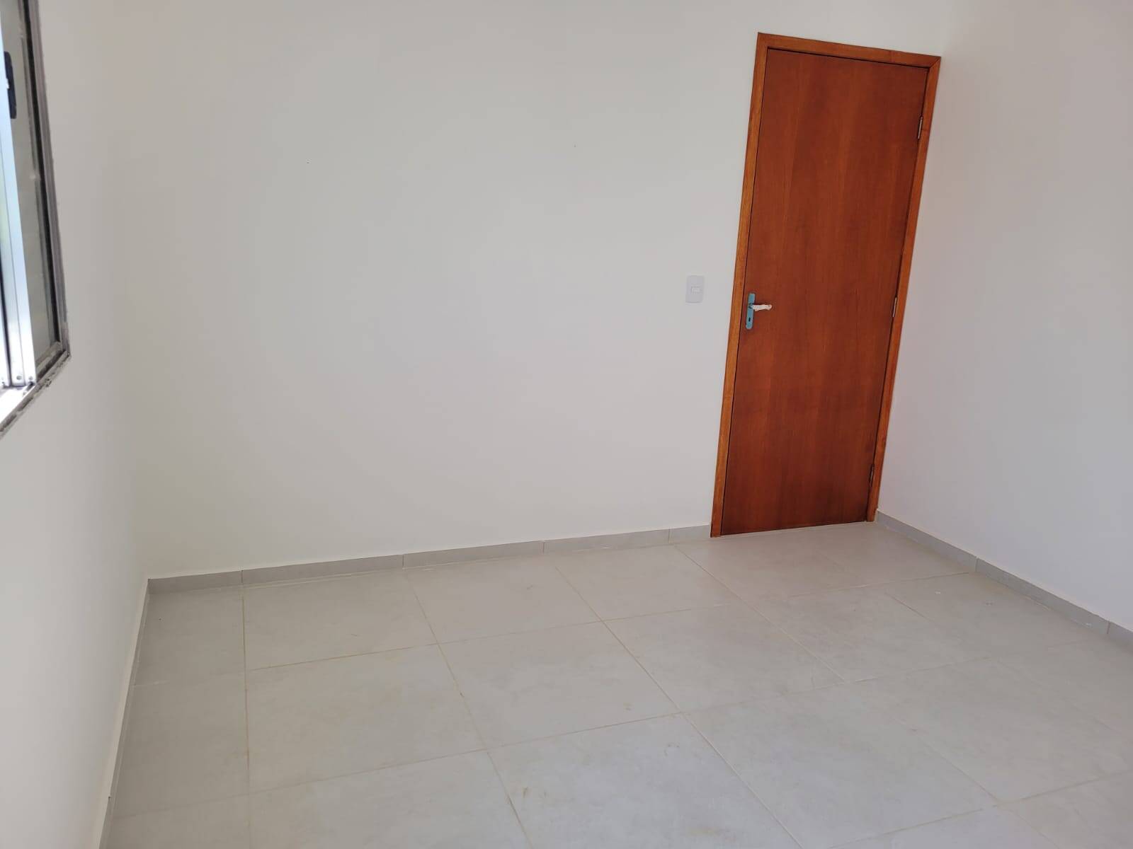 Casa à venda com 2 quartos, 70m² - Foto 7