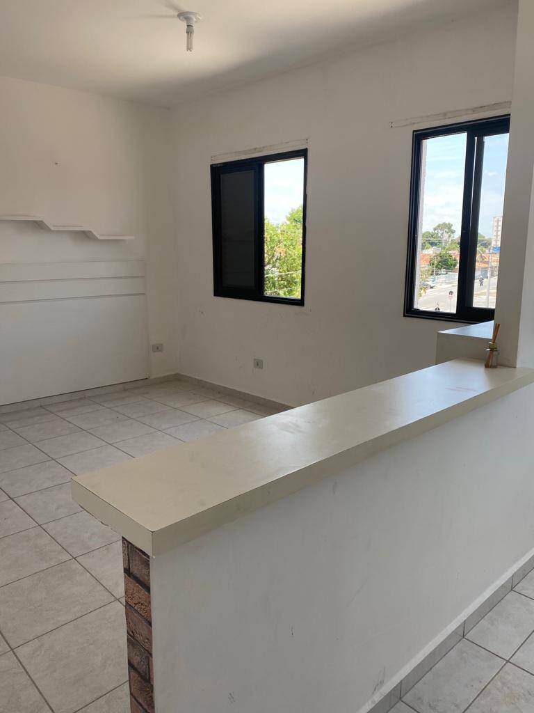 Apartamento à venda com 1 quarto, 27m² - Foto 2