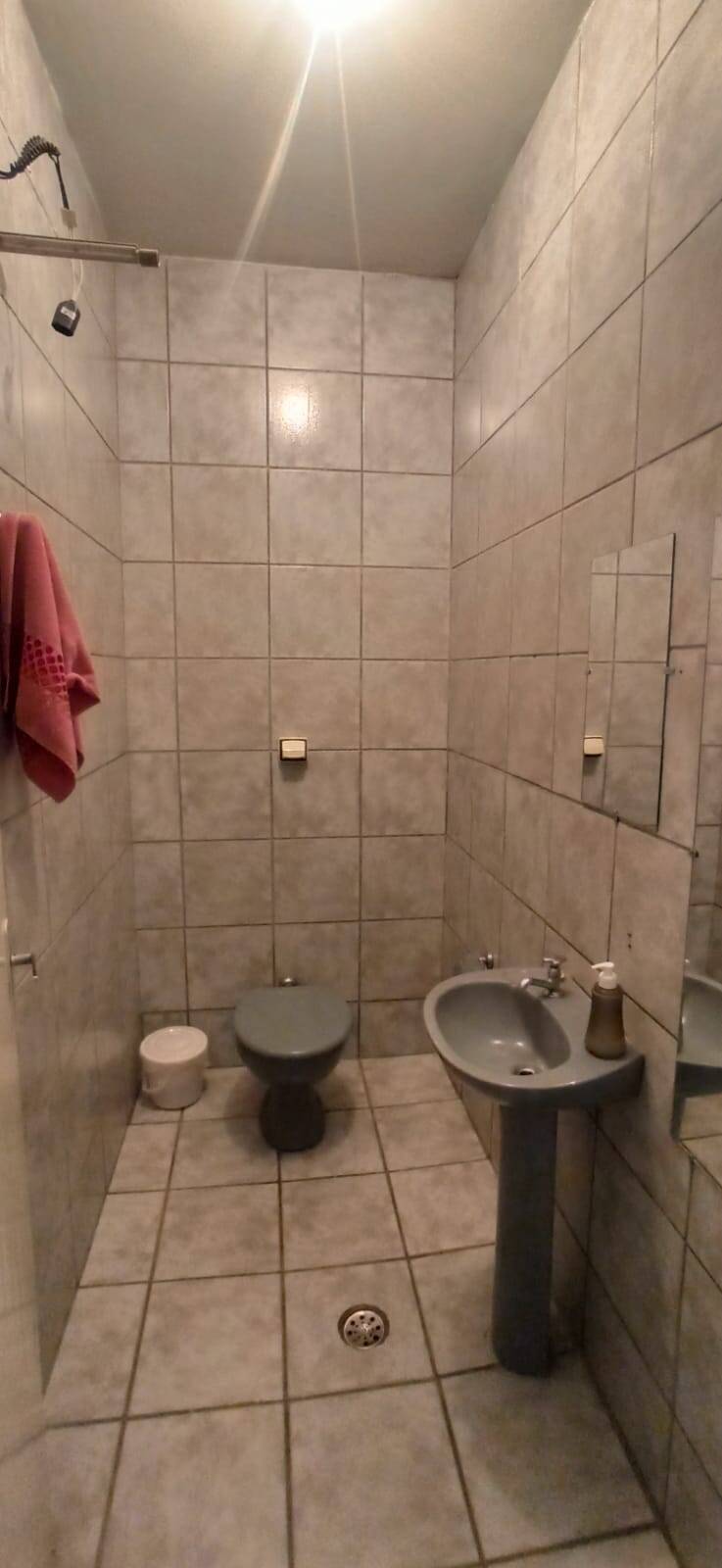 Casa à venda com 2 quartos, 250m² - Foto 13