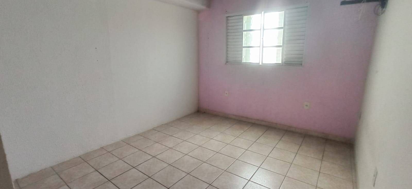 Casa à venda com 2 quartos, 250m² - Foto 8