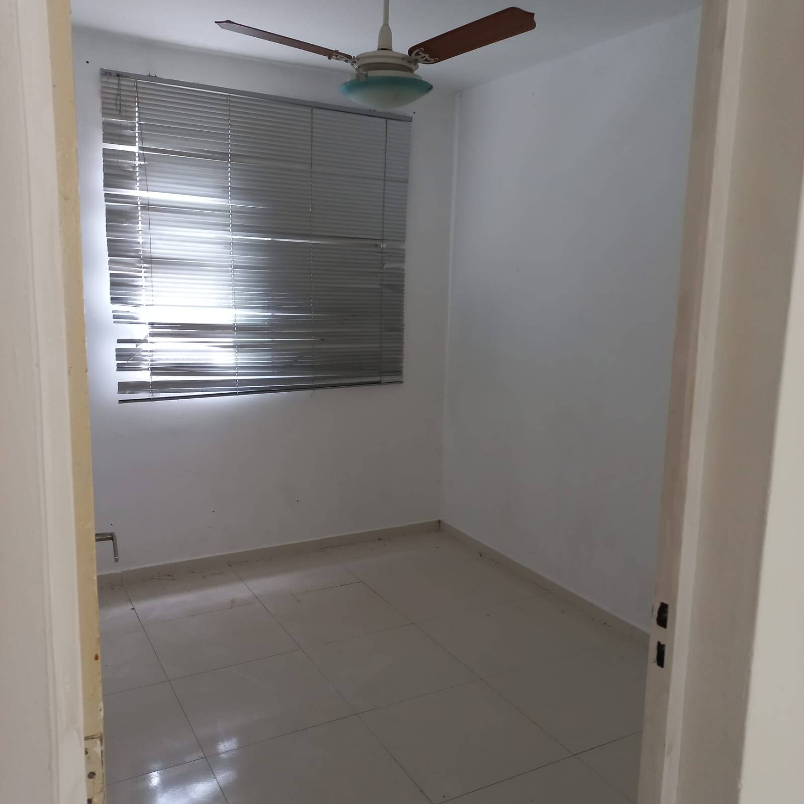 Casa à venda com 2 quartos, 45m² - Foto 4