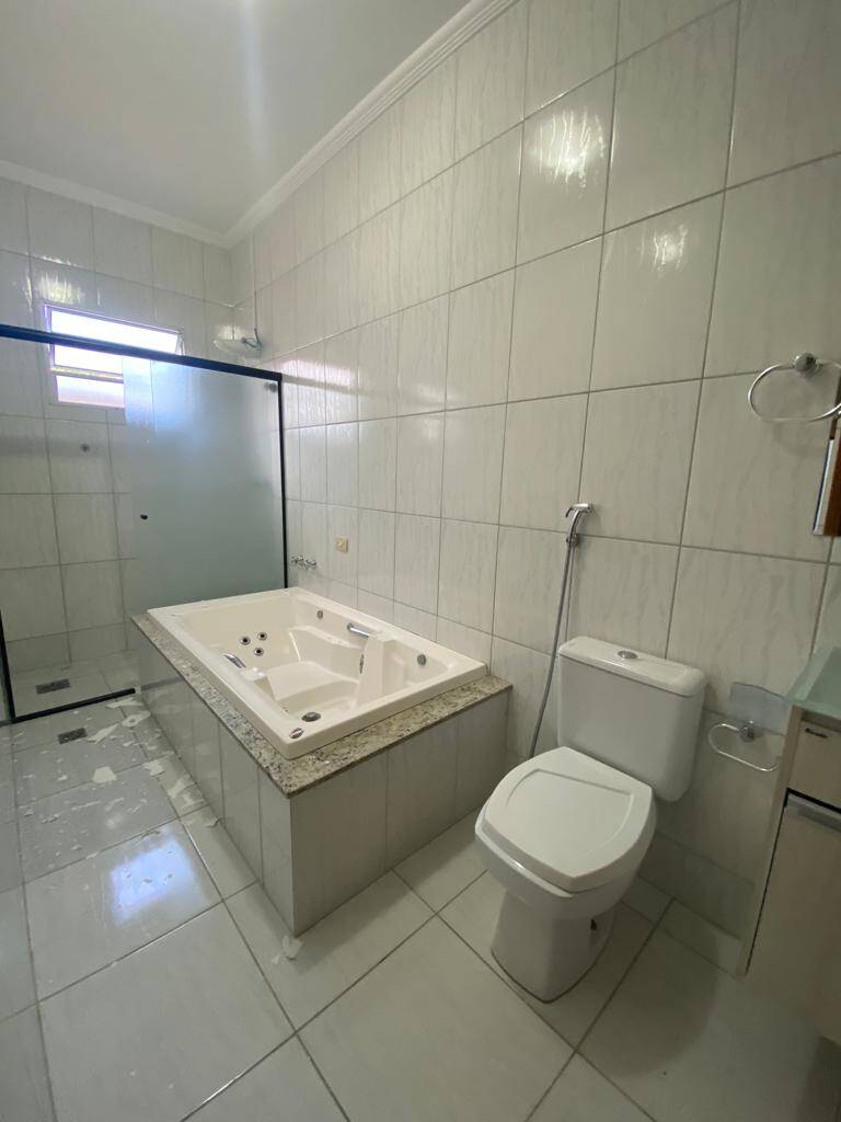 Casa à venda com 3 quartos, 250m² - Foto 9