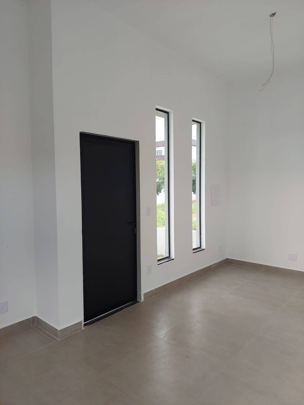 Casa à venda com 2 quartos, 150m² - Foto 2