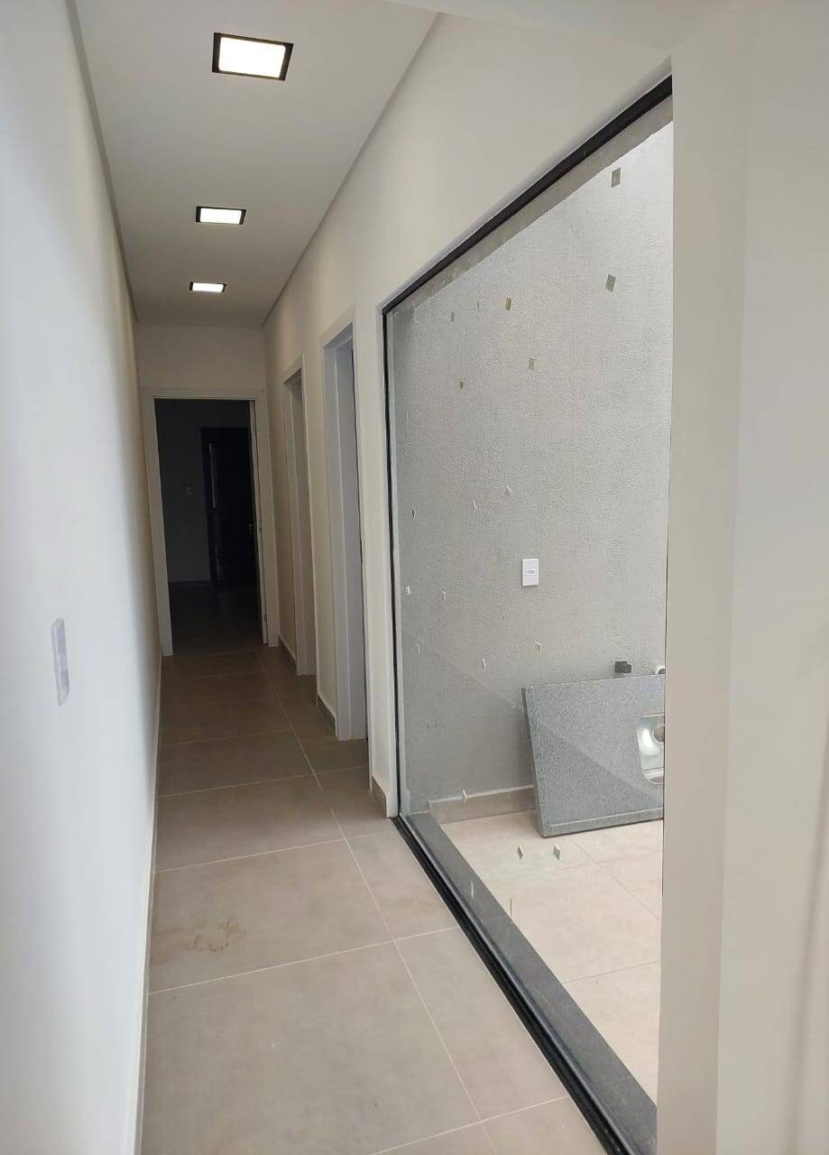 Casa à venda com 2 quartos, 150m² - Foto 9