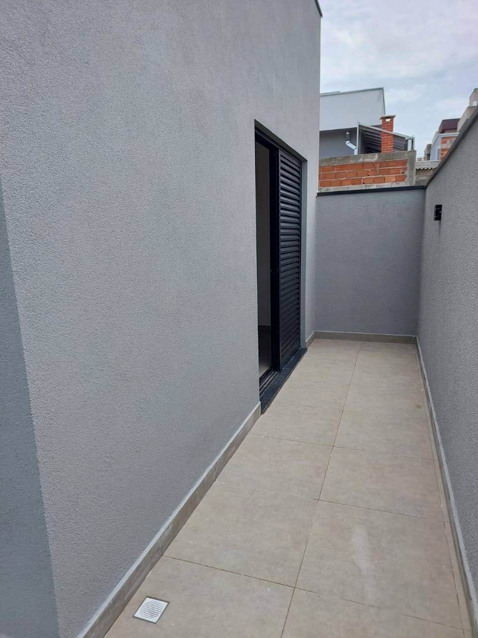 Casa à venda com 2 quartos, 150m² - Foto 25