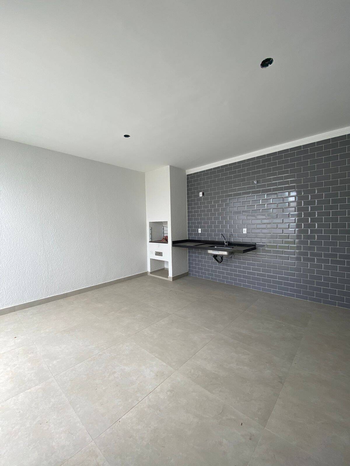 Casa à venda com 3 quartos, 300m² - Foto 12