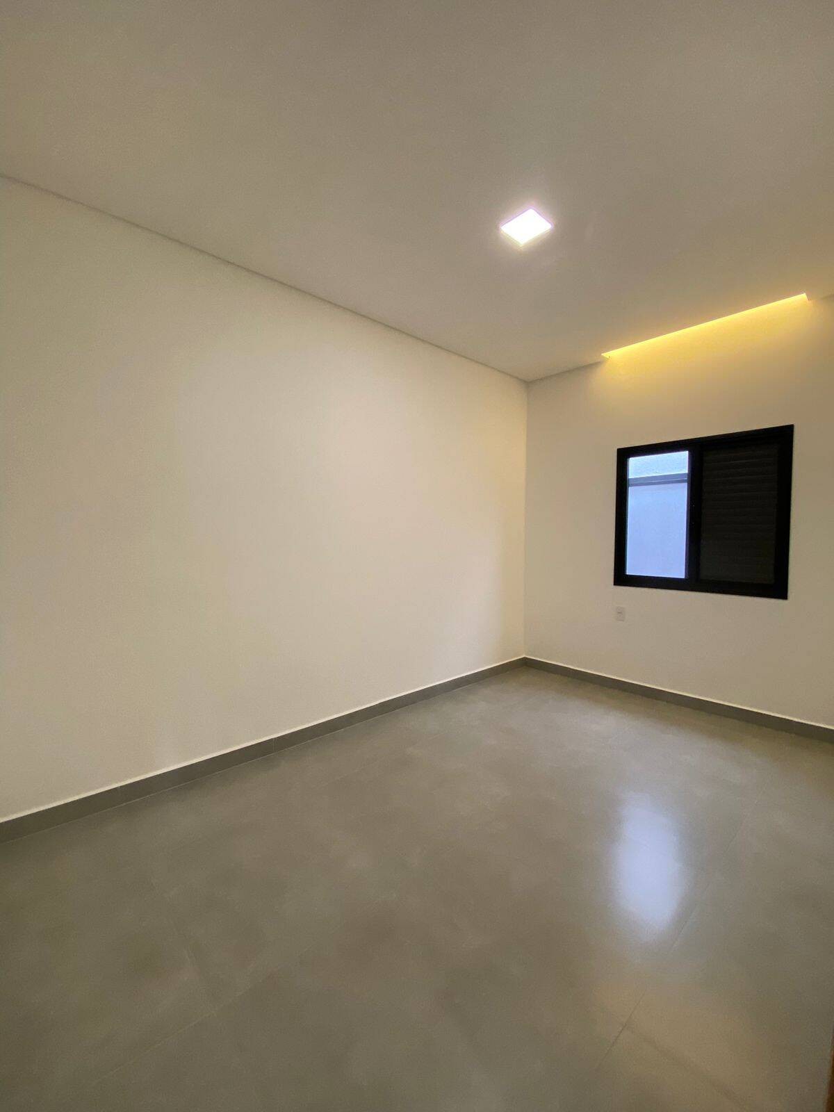 Casa à venda com 3 quartos, 250m² - Foto 9