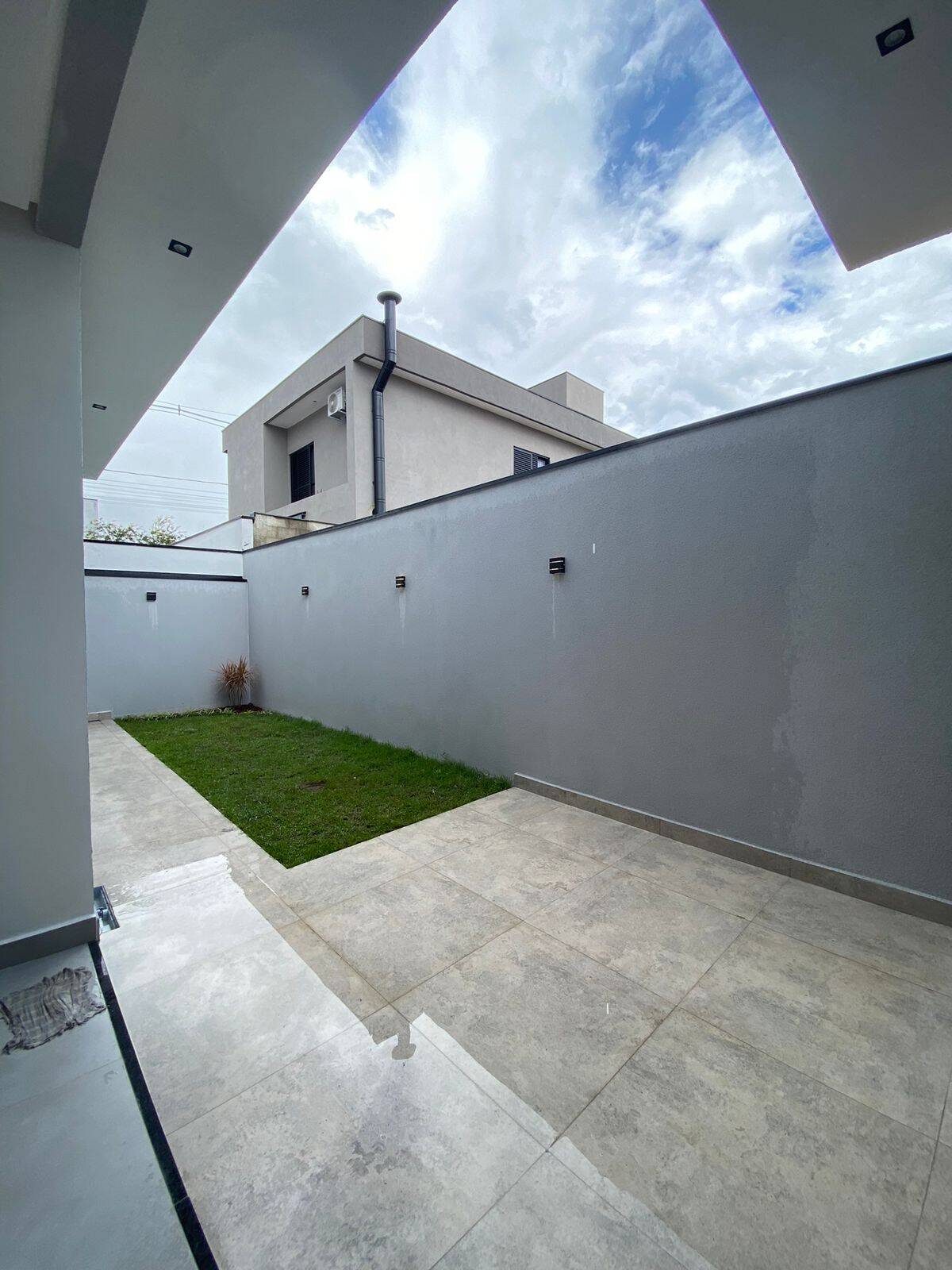 Casa à venda com 3 quartos, 250m² - Foto 11