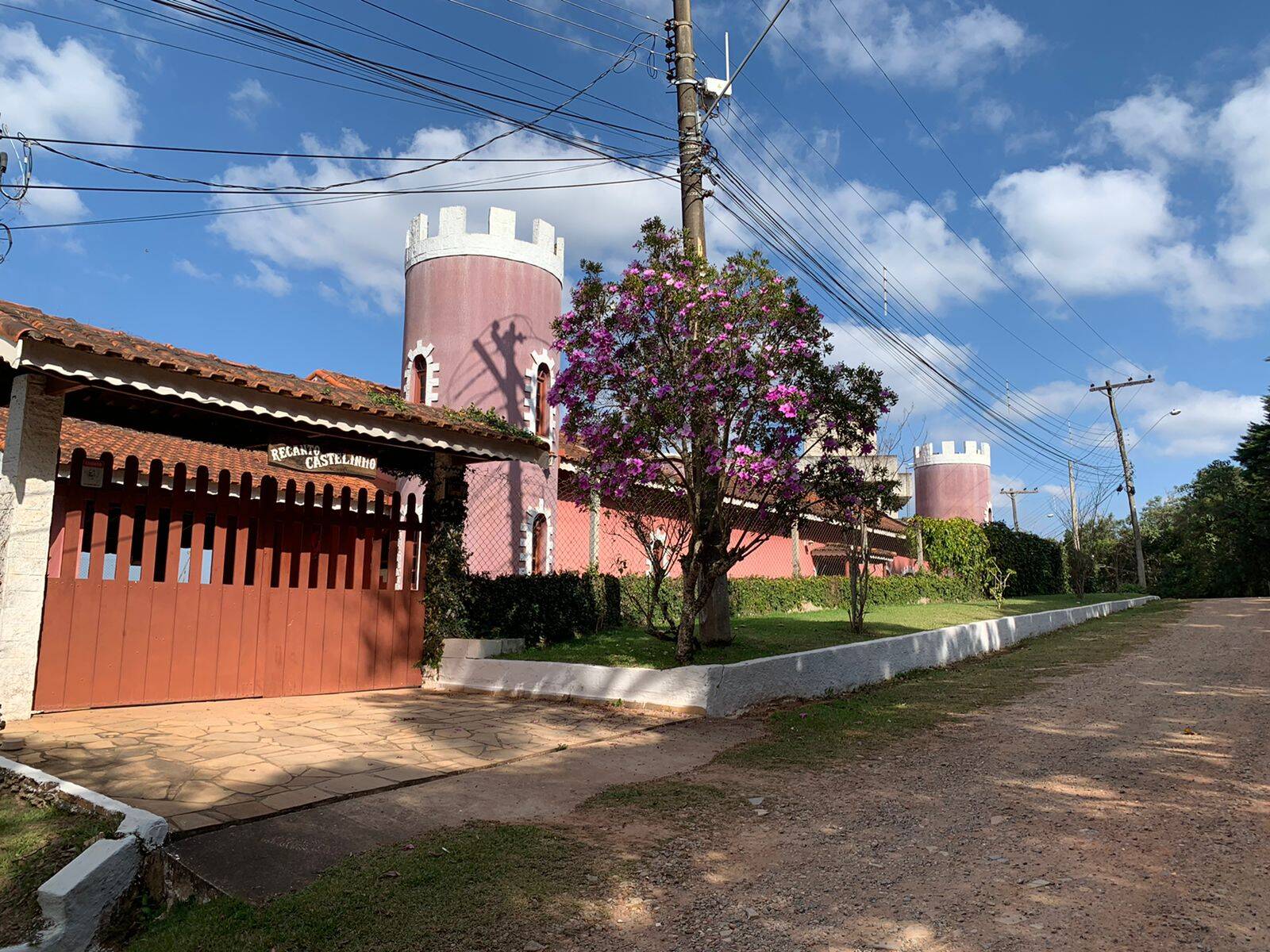 Casa de Condomínio à venda com 3 quartos, 1555m² - Foto 1