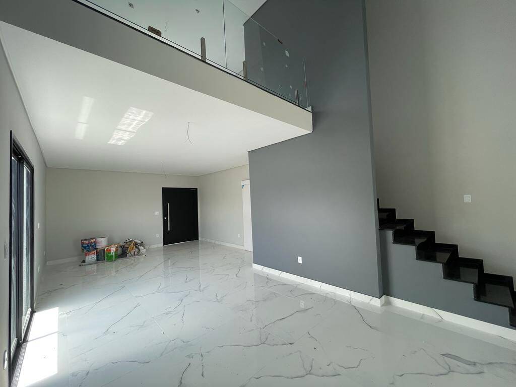 Casa à venda com 3 quartos, 360m² - Foto 4