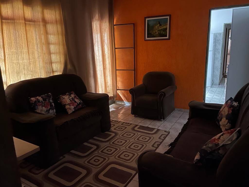 Casa à venda com 3 quartos, 200m² - Foto 3