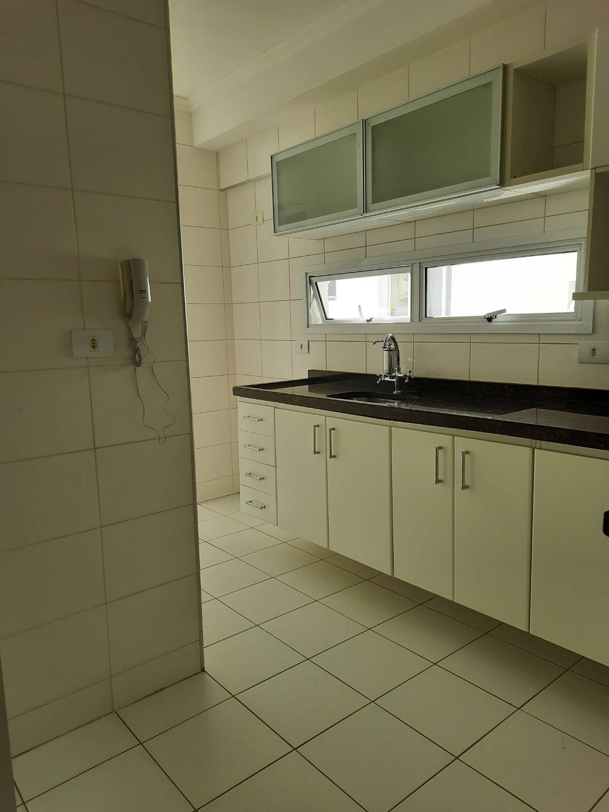 Apartamento à venda com 3 quartos, 85m² - Foto 7