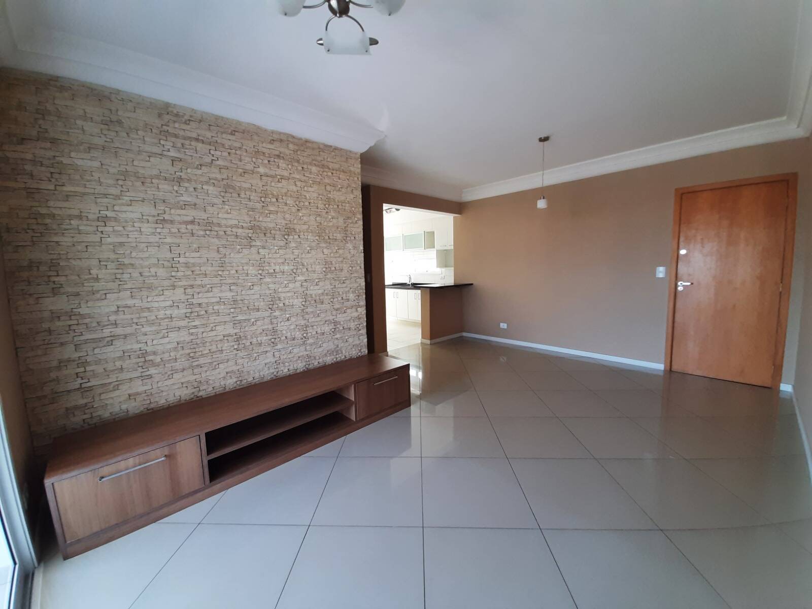 Apartamento à venda com 3 quartos, 85m² - Foto 1