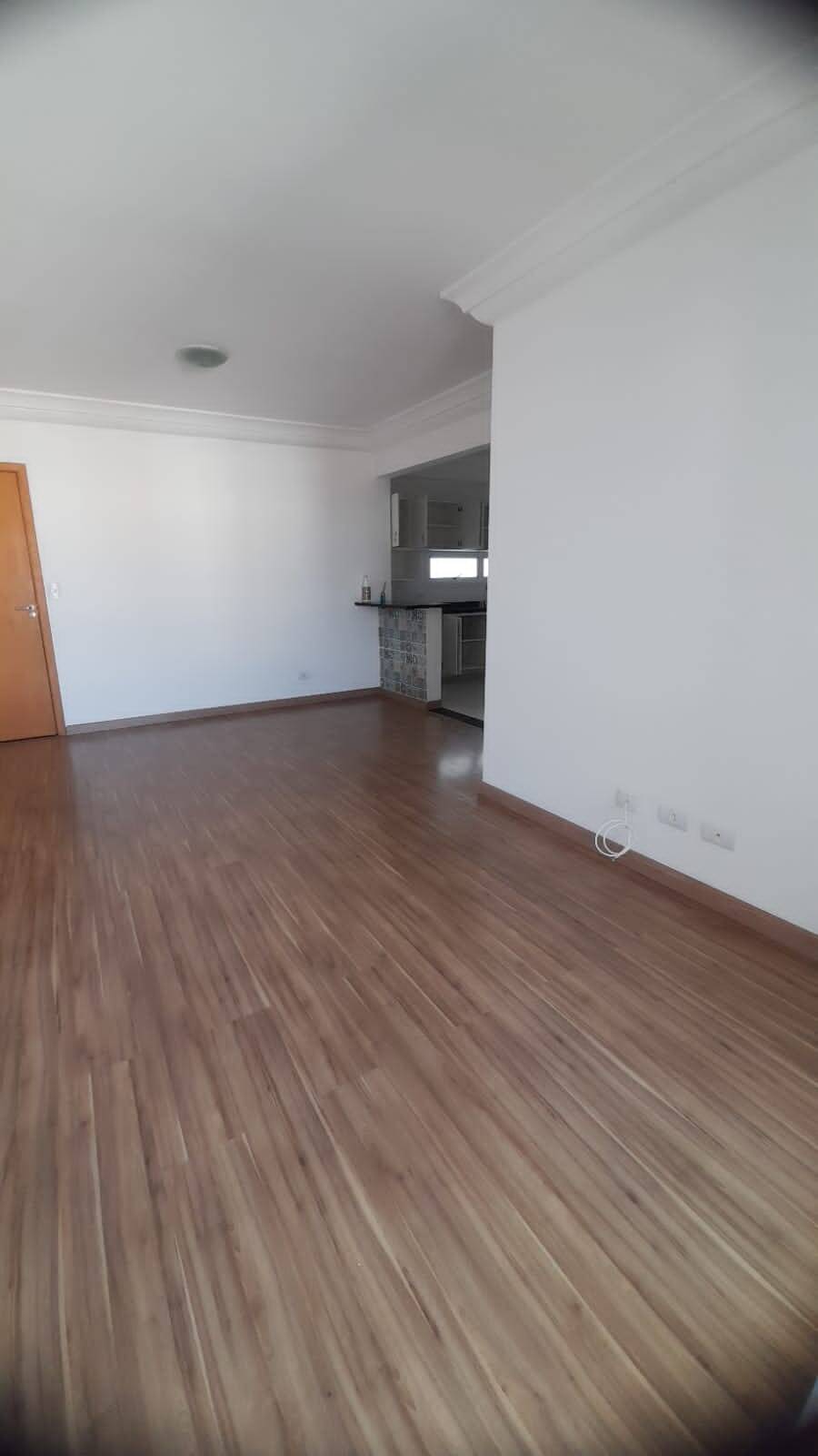 Apartamento à venda com 3 quartos, 85m² - Foto 4