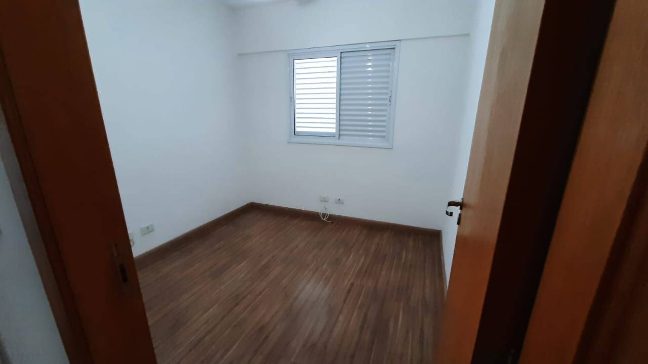 Apartamento à venda com 3 quartos, 85m² - Foto 16