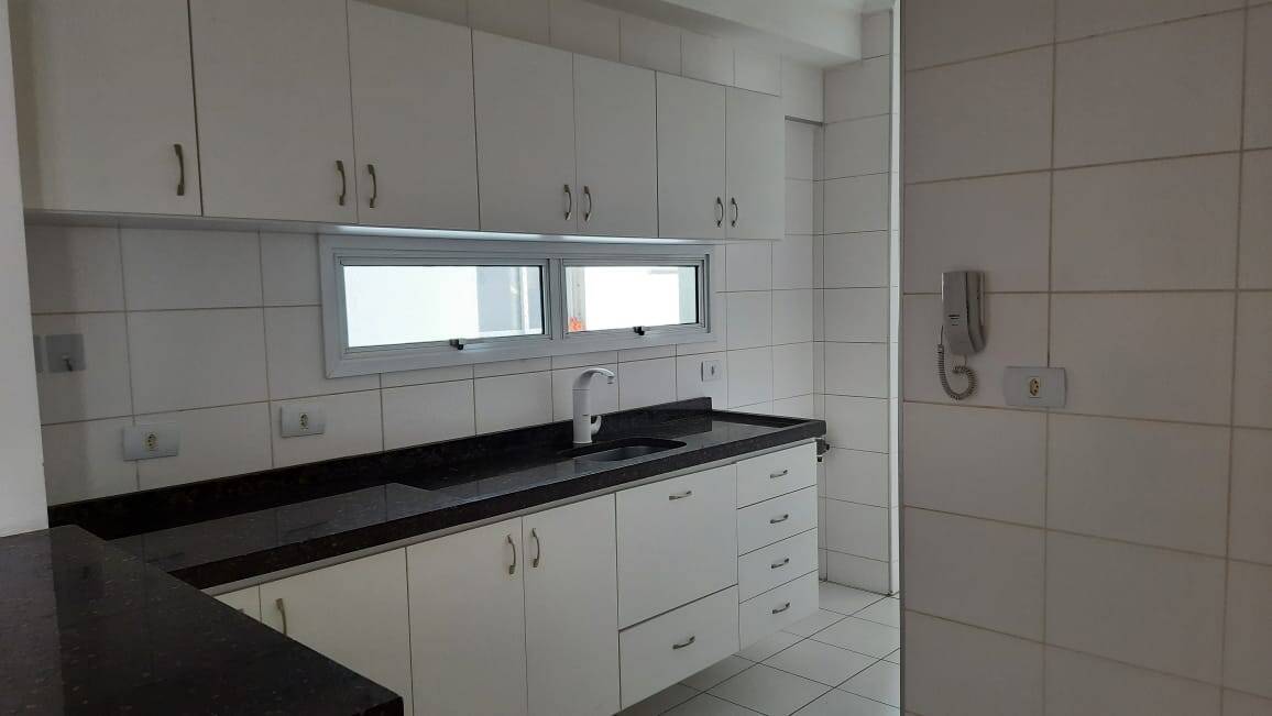 Apartamento à venda com 3 quartos, 85m² - Foto 11