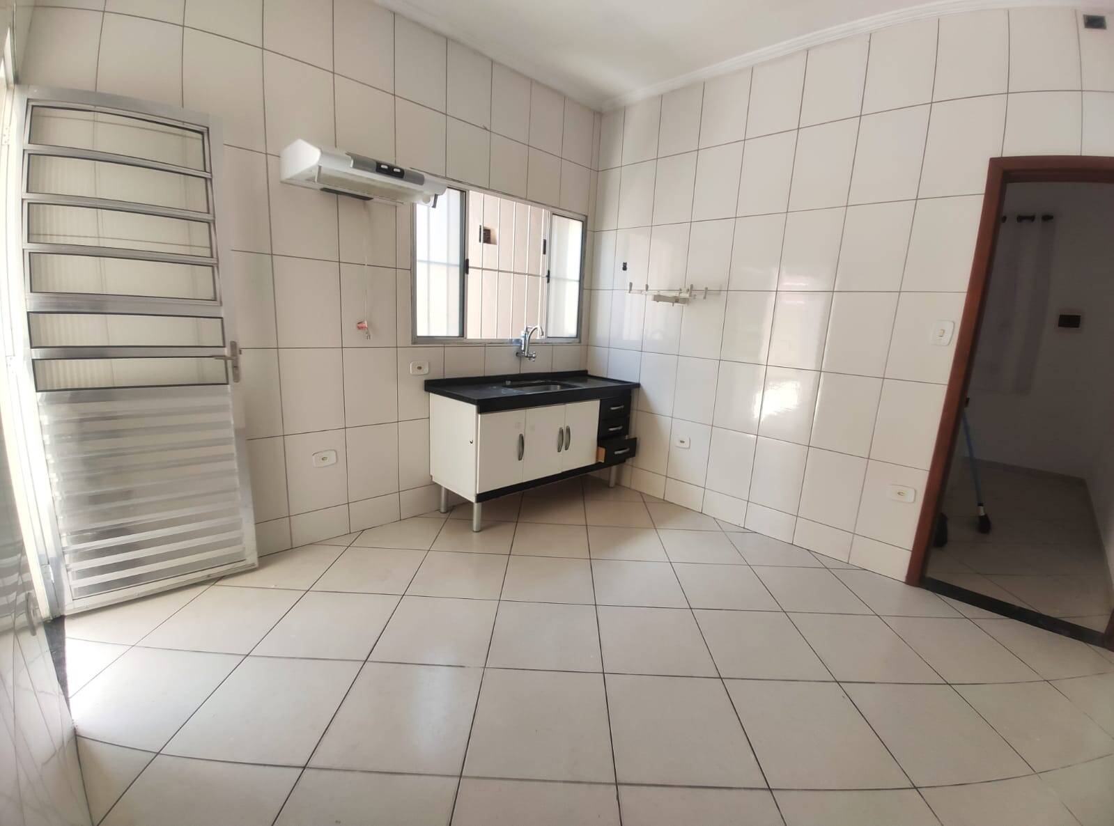 Casa à venda com 2 quartos, 125m² - Foto 8