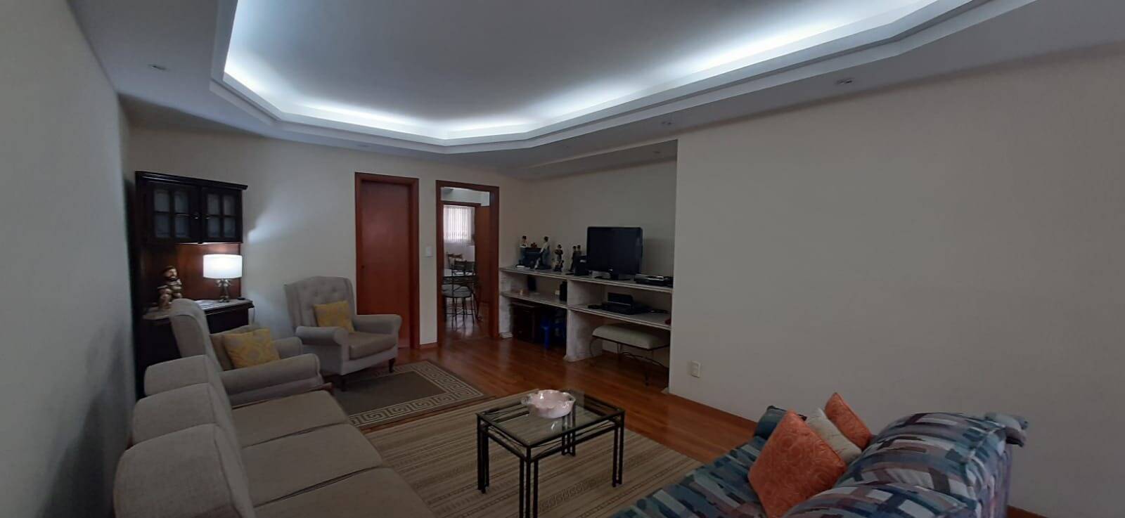 Apartamento à venda com 3 quartos, 188m² - Foto 2