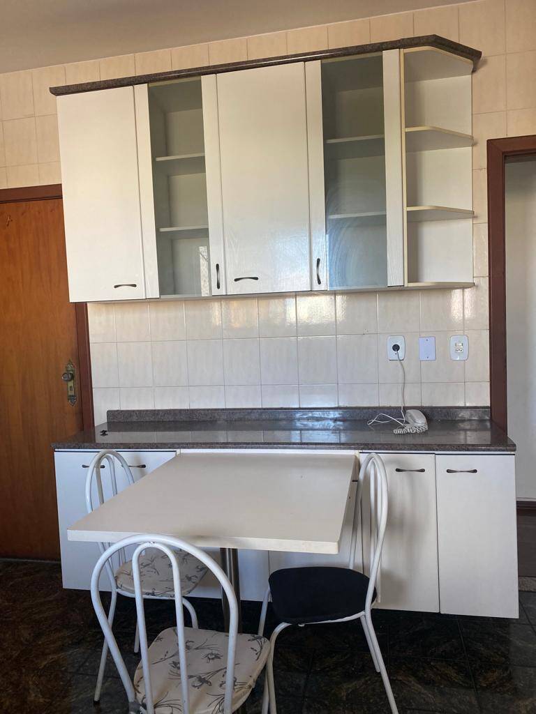 Apartamento à venda com 4 quartos, 144m² - Foto 13