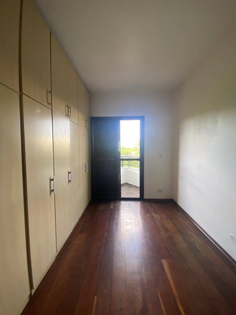 Apartamento à venda com 4 quartos, 144m² - Foto 6