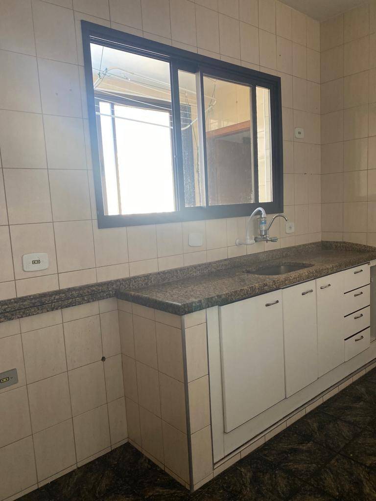 Apartamento à venda com 4 quartos, 144m² - Foto 14