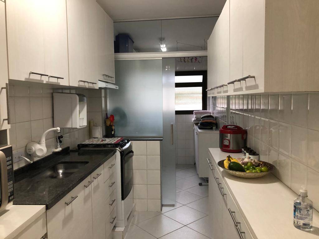 Apartamento à venda com 2 quartos, 75m² - Foto 11