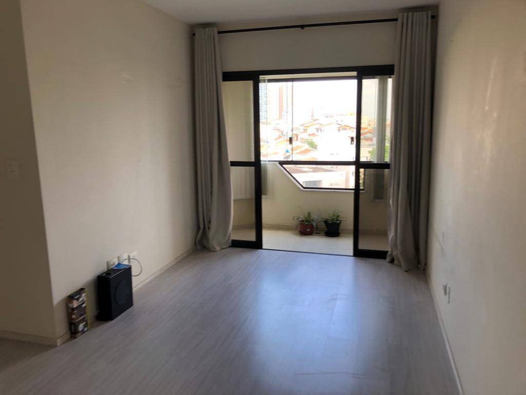 Apartamento à venda com 2 quartos, 75m² - Foto 8