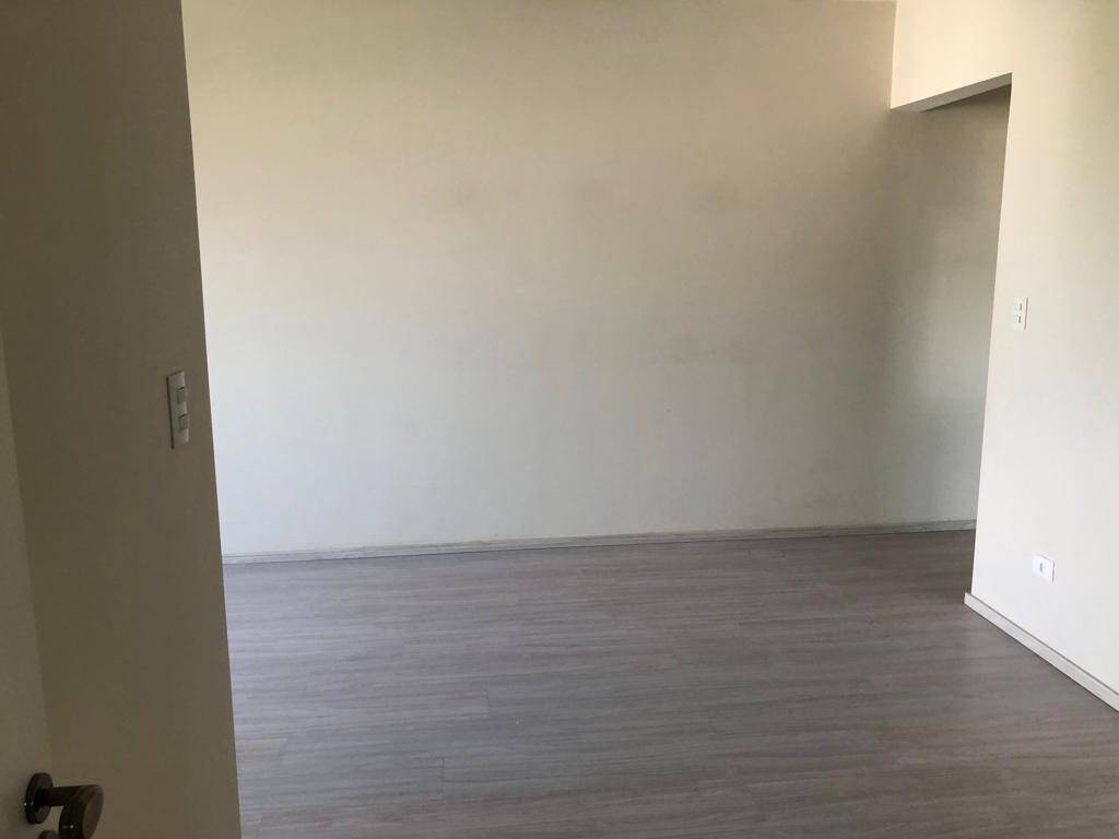 Apartamento à venda com 2 quartos, 75m² - Foto 16