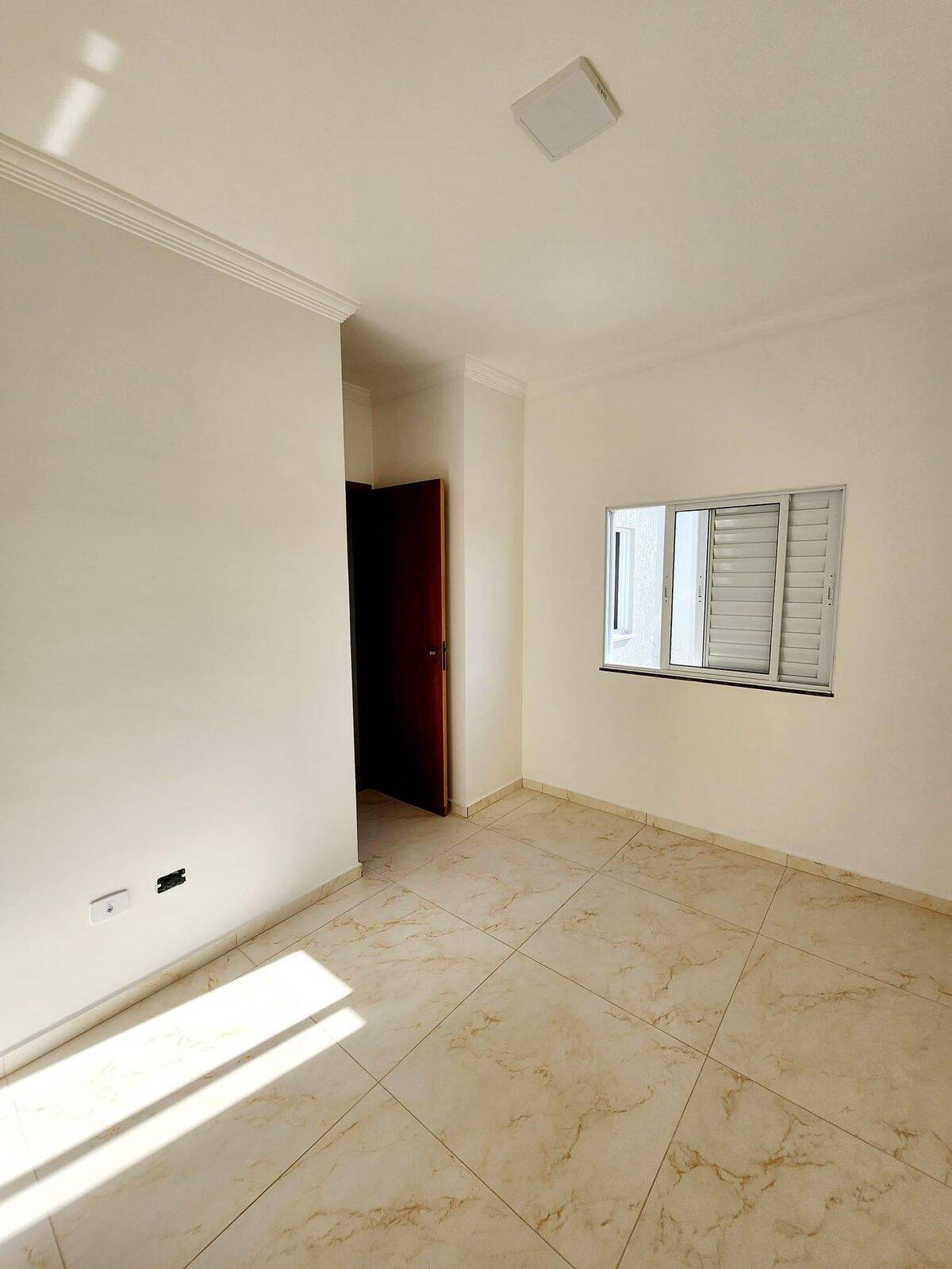 Apartamento à venda com 2 quartos, 58m² - Foto 7