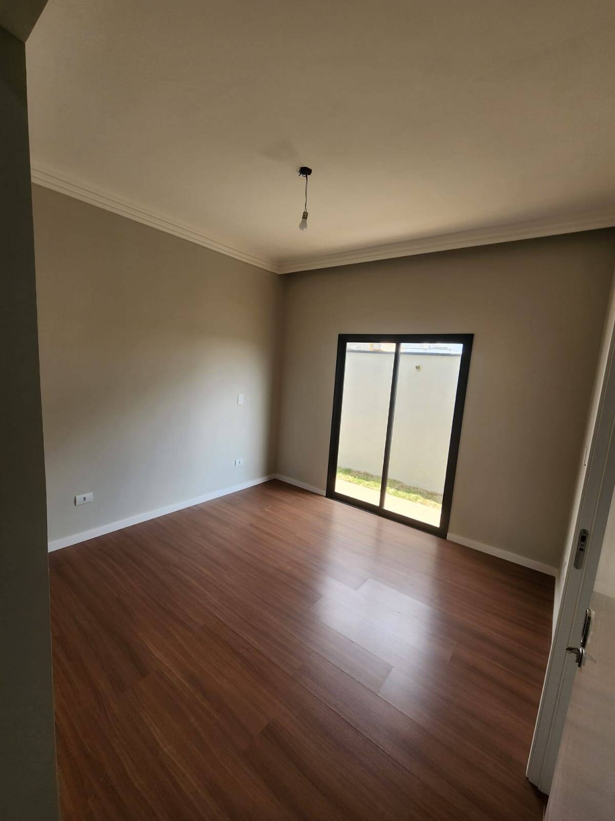 Casa à venda com 3 quartos, 307m² - Foto 3