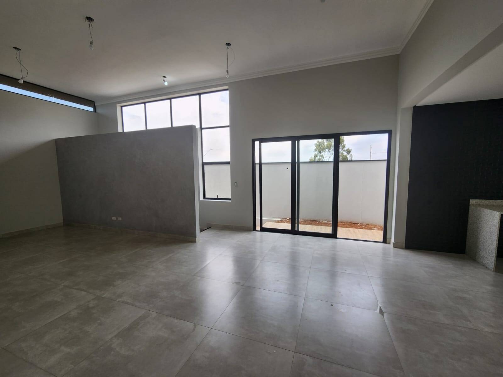 Casa à venda com 3 quartos, 307m² - Foto 10