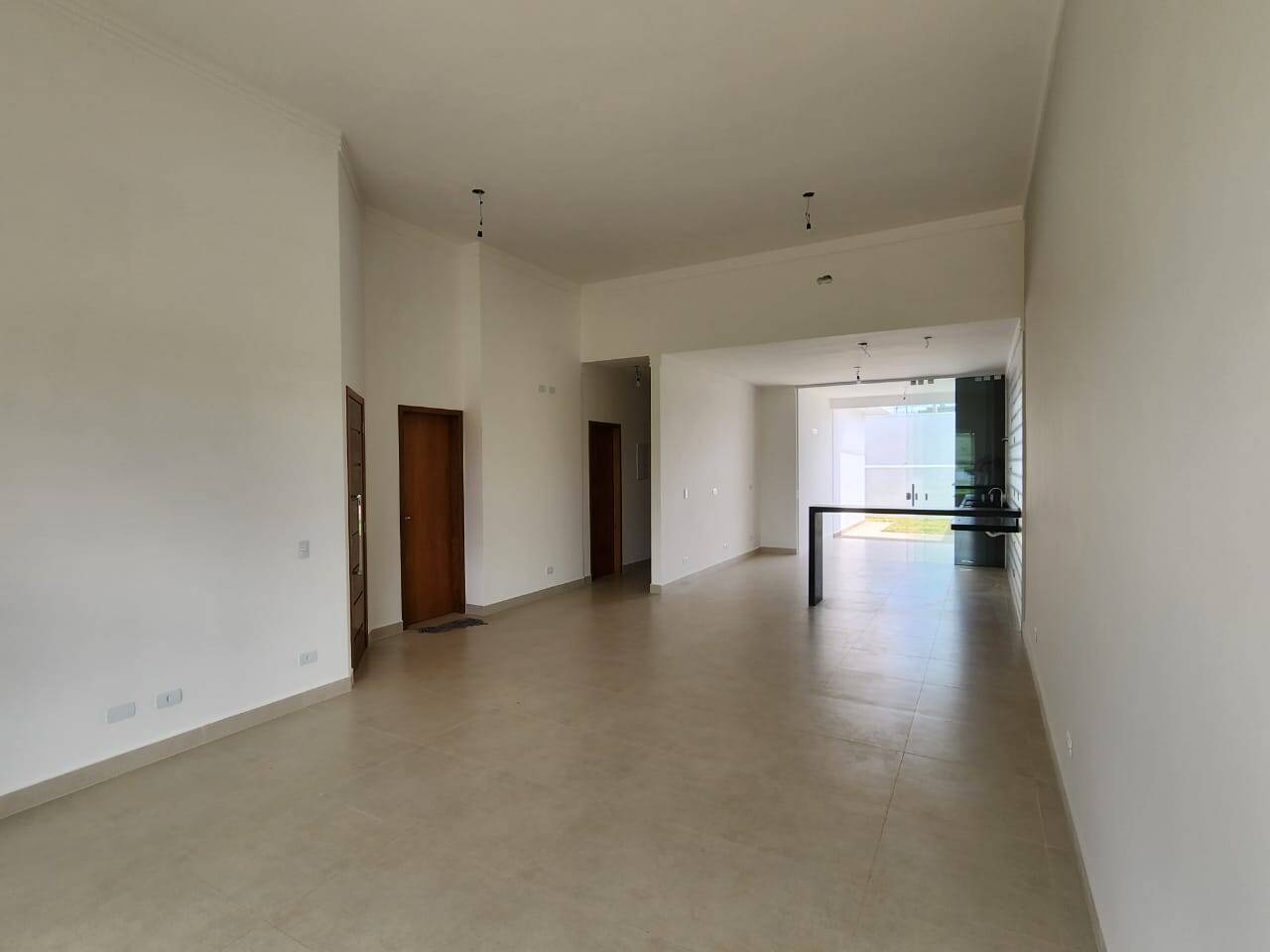 Casa à venda com 3 quartos, 250m² - Foto 10