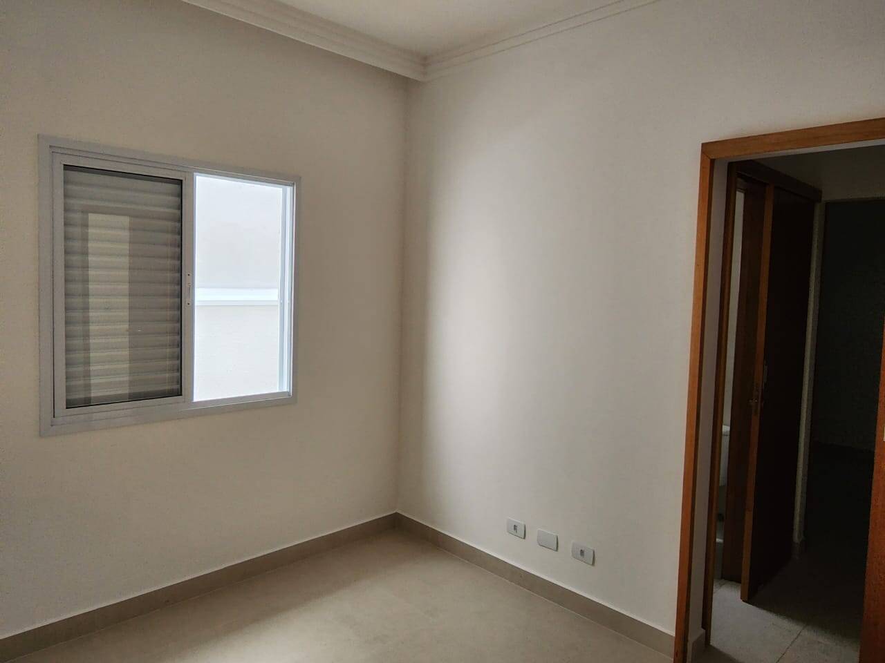 Casa à venda com 3 quartos, 250m² - Foto 14