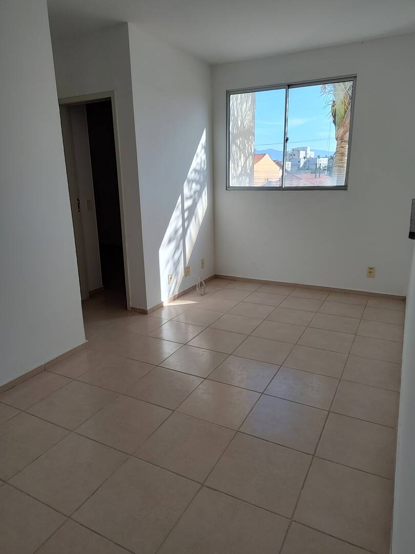 Apartamento à venda e aluguel com 2 quartos, 47m² - Foto 5