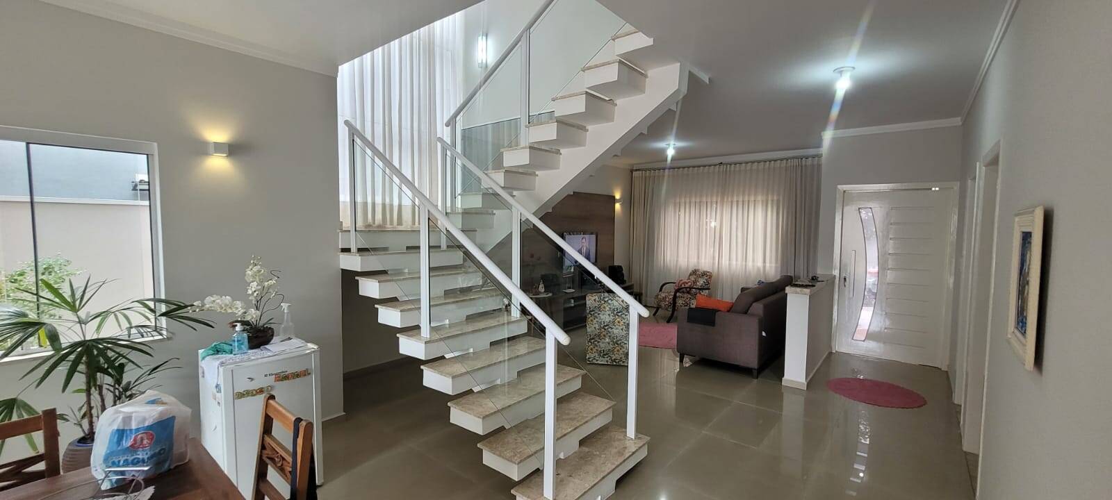 Casa à venda com 3 quartos, 250m² - Foto 6