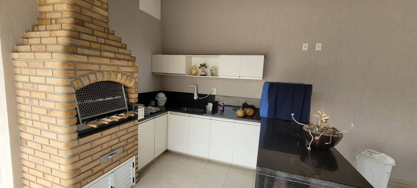 Casa à venda com 3 quartos, 250m² - Foto 27