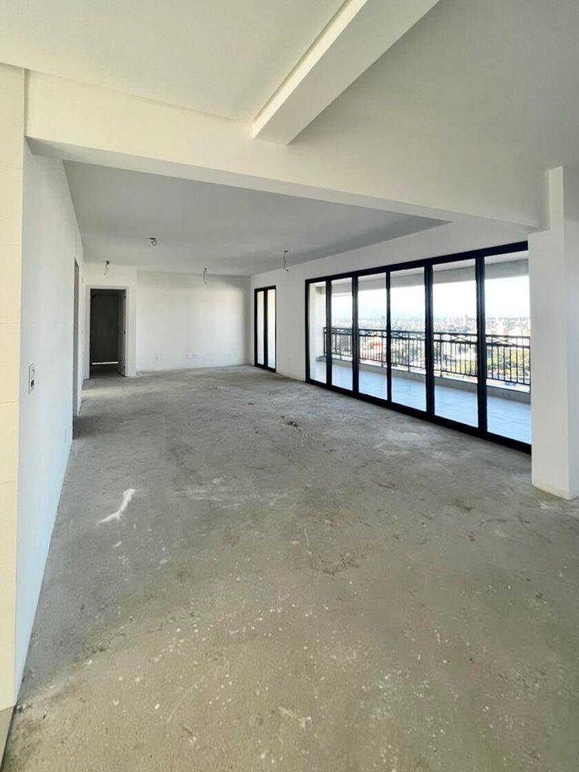 Apartamento à venda com 3 quartos, 211m² - Foto 5